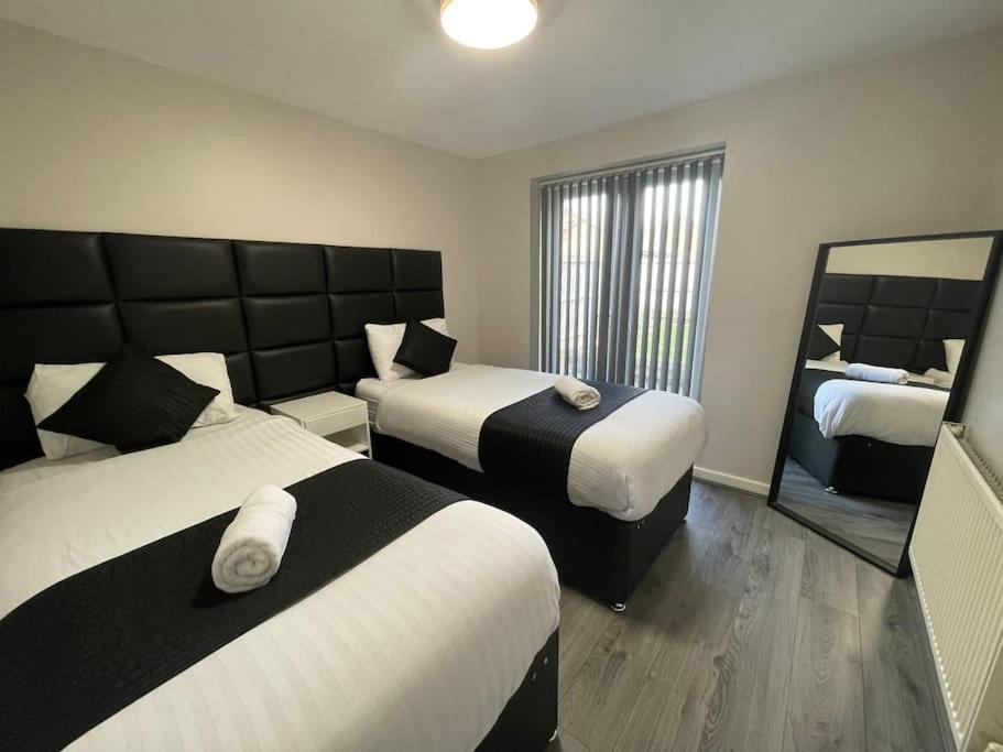 Hosted By Ryan - 2 Bedroom Apartment Liverpool Eksteriør bilde